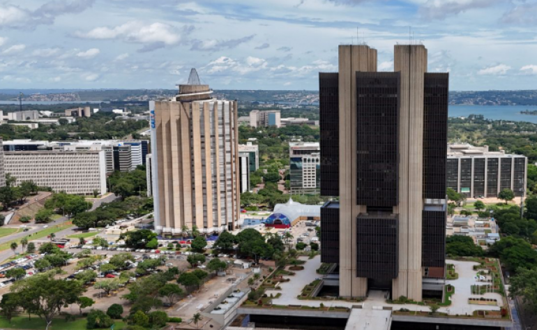 Brasil registra déficit em conta corrente de US$ 2,93 bilhões em maio, diz Banco Central