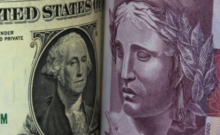 Dólar aprofunda queda global e pode ficar abaixo dos R$ 5,40; veja projeções do BTG Pactua