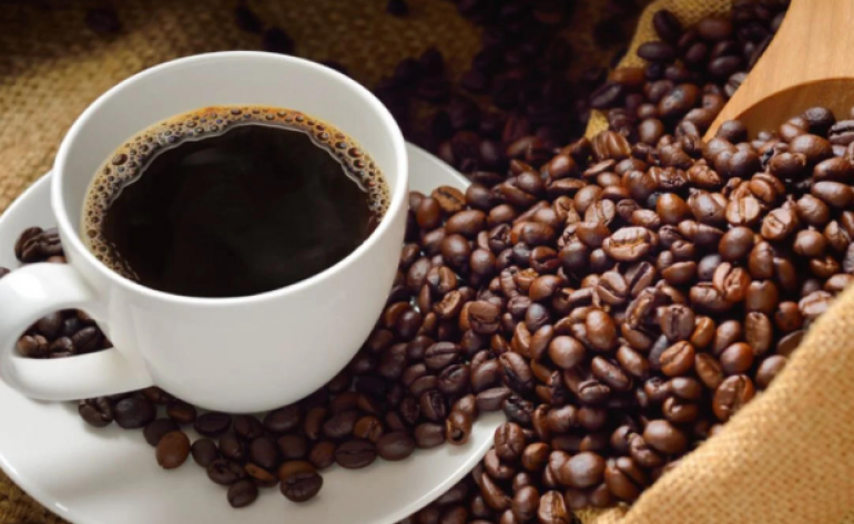 Indústria de café do Brasil espera recuperação após ver consumo cair em 2025