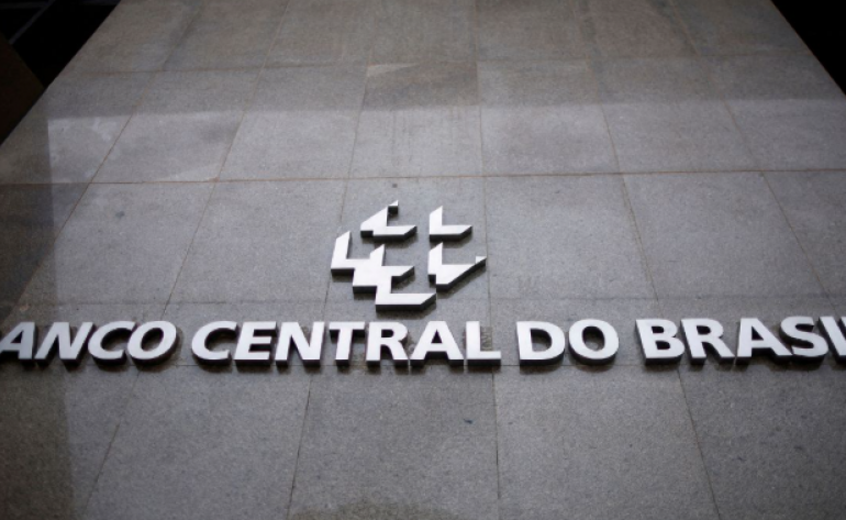 Comissão do Senado aprova autonomia financeira do Banco Central