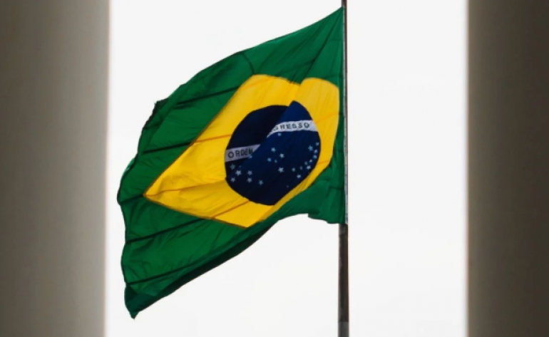 O Brasil já é de novo campeão do mundo (nos juros)