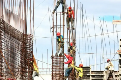 Com Selic alta, construção civil reduz projeção de crescimento a 1,3%, diz CBIC