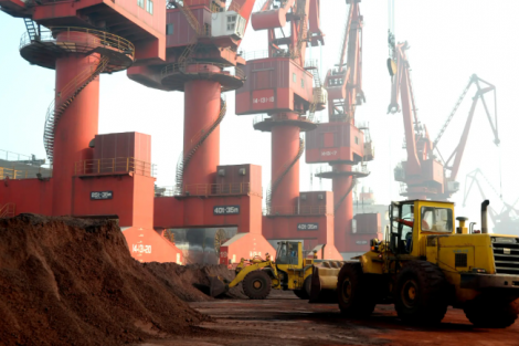 China pede que parceiros rejeitem tarifas após superávit recorde gerar tensões