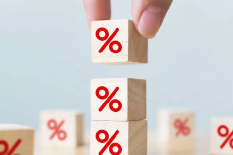 Juros futuros avançam com ata do Copom e retorno do petróleo a US$ 100 o barril