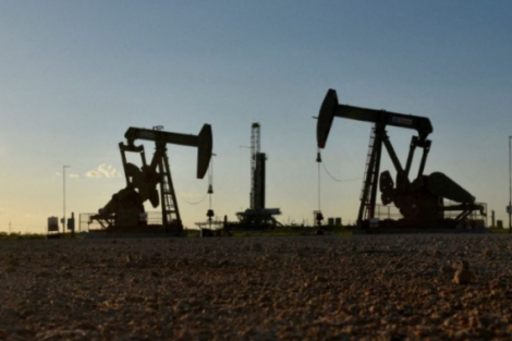 Petróleo amplia alta enquanto mercado foca em interrupção em Hormuz