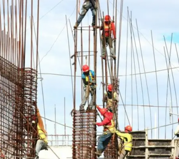 Com Selic alta, construção civil reduz projeção de crescimento a 1,3%, diz CBIC