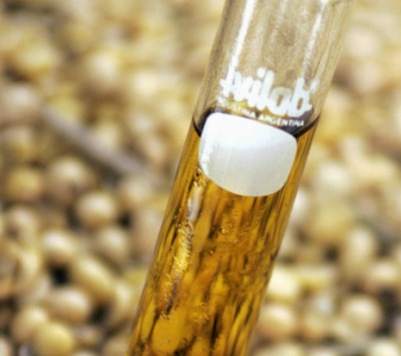 Biodiesel fica competitivo frente ao diesel importado enquanto agro pede alta na mistura