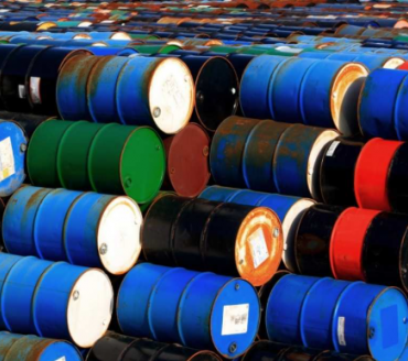 Queda livre: Petróleo cai 4% e atinge mínimas desde o início da guerra